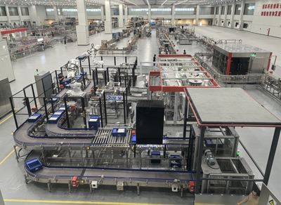 12個人每小時生產(chǎn)15000瓶白酒?看瀘州如何引領中國白酒行業(yè)邁向數(shù)字化、智能化新紀元|精彩成渝&middot;萬千氣象看四川