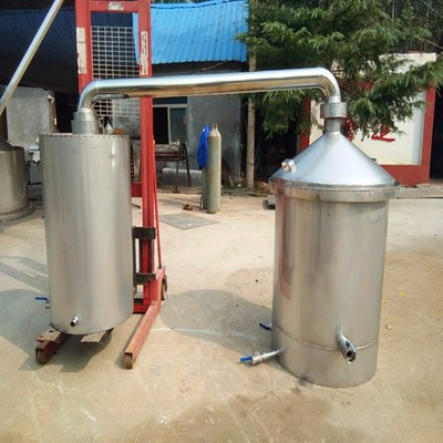 不銹鋼釀酒設備 家用200斤釀酒設備價格 廠家直銷食品級烤酒器圖片_高清圖_細節(jié)圖-曲阜市升輝機械設備 -